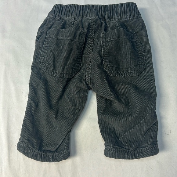 Baby GAP - 3 piece bundle -long sleeve onesies and lined pants. Size 0-3 months - Picture 11 of 12